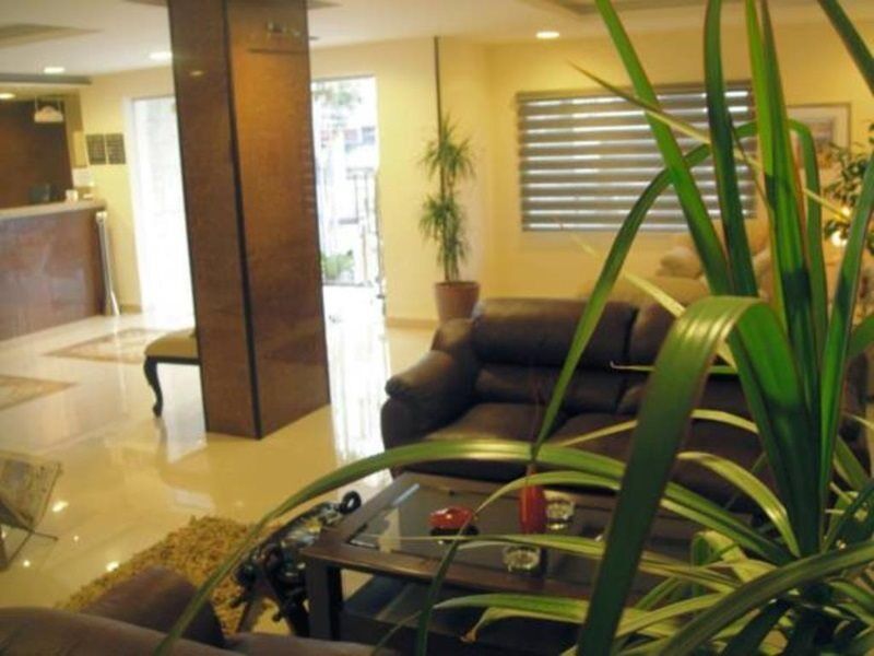 Renad Hotel Amman Exteriör bild